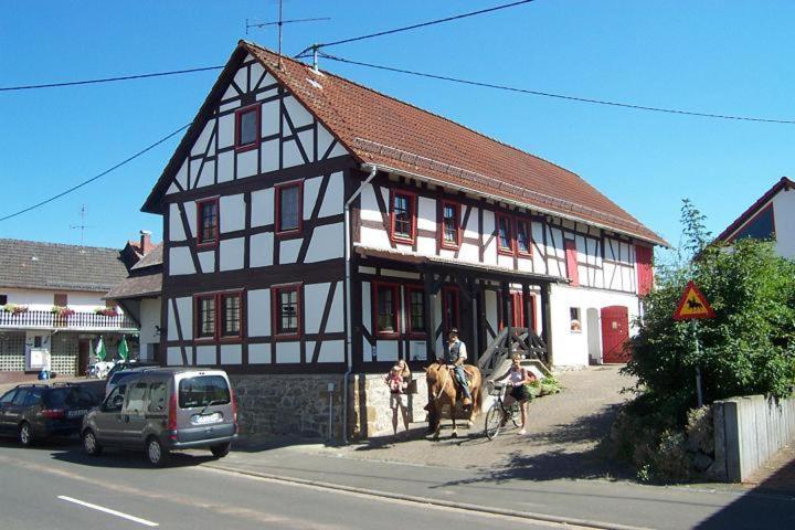 Hestavin Bed & Breakfast Grünberg Exterior foto